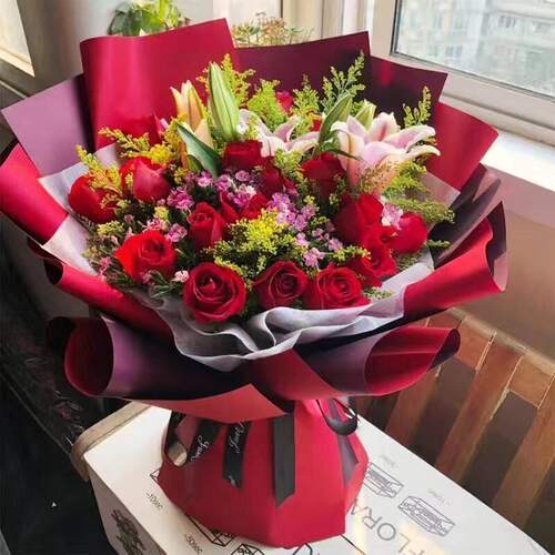 香水百合玫瑰花束同城小时达