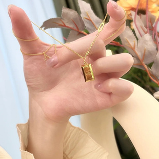 新款仿真黄金色小金条项链轻奢百搭小众高级感暴富招财锁骨链送礼