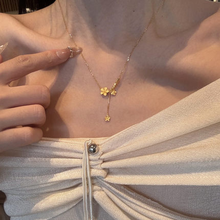 新款爆款沙金双生花桃花流苏项链女轻奢小众设计感蹦迪珠金花颈链