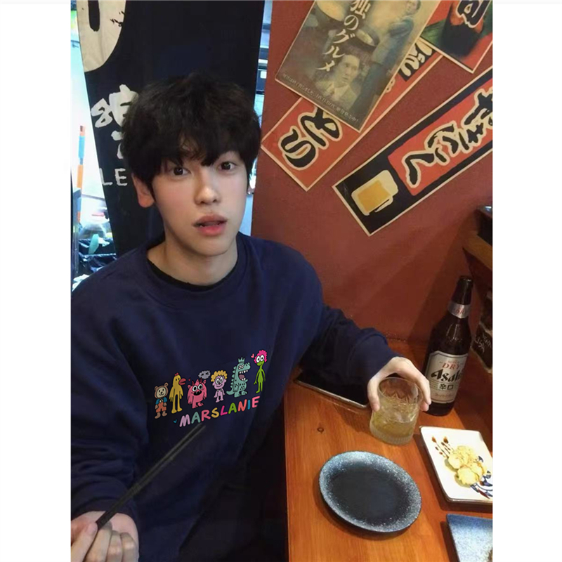 纯棉美式复古卡通套头卫衣男宽松