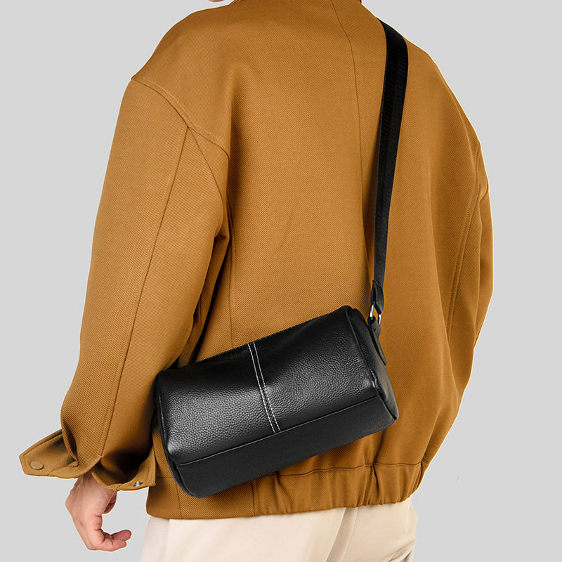 日本ぜいた跨境头层牛皮男包简约男士单肩斜挎包高级感通勤休闲真