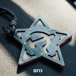 五角星碳纤维汽车挂件高级感男生女生网红新品 车载挂件星星红高级