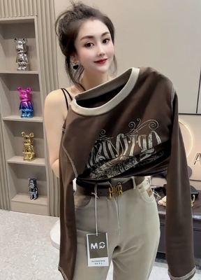 2025冬装新款明线拼色字母印花纯棉长袖T恤女修身打底衫磨毛上衣