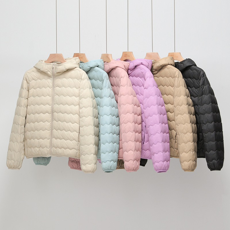 连帽超轻便捷女士羽绒服妈妈装冬