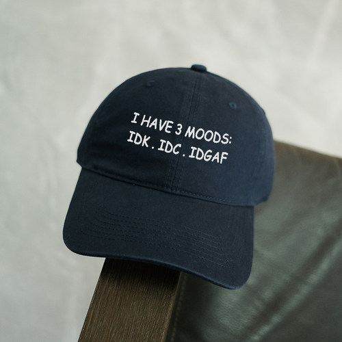 IDK.IDC.IDGAF韩国情侣男女百搭显脸小鸭舌帽刺绣软顶棒球帽