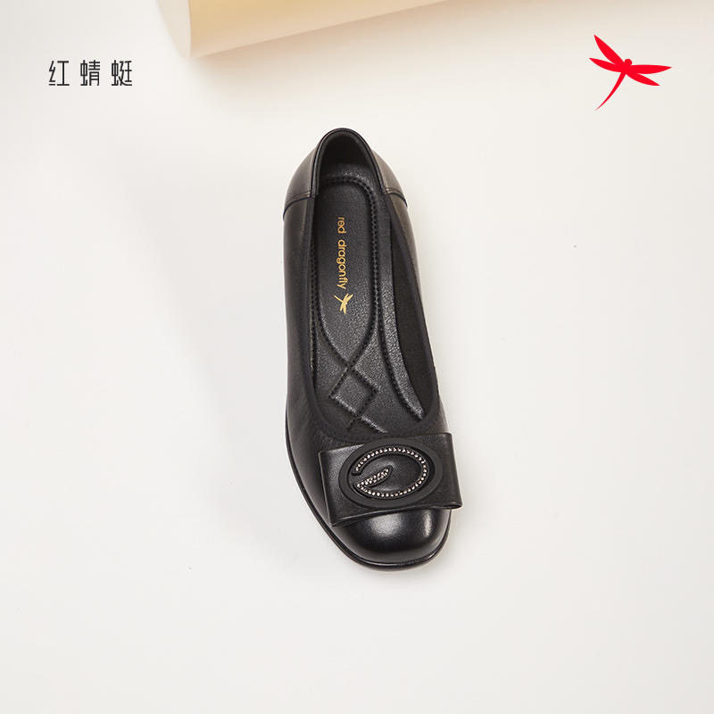 红蜻蜓春季女士牛皮便鞋坡跟舒适