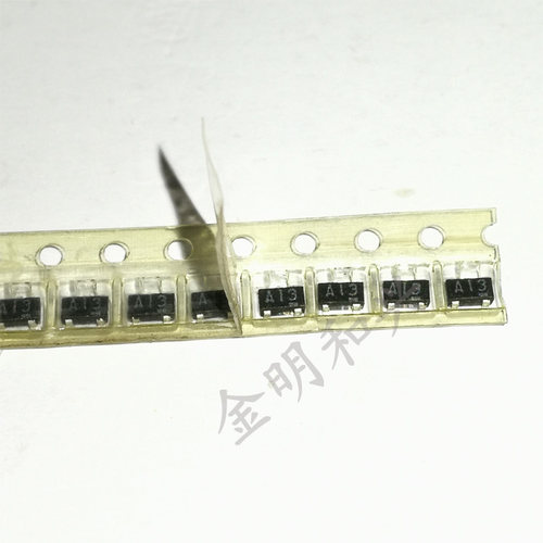 贴片三极管1SS220SOT-23进口