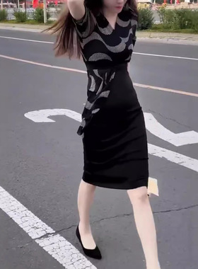 英国cherrykoko新款设计感假两件连衣裙时尚v领拼接显瘦女裙