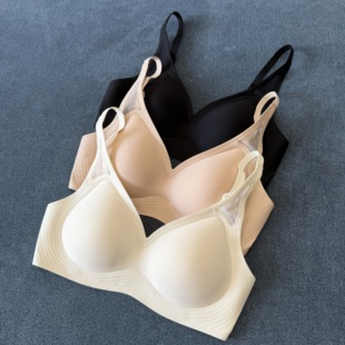【小胸专属】穿上都是美好的体悟液态软支撑固定薄杯无痕零压文胸