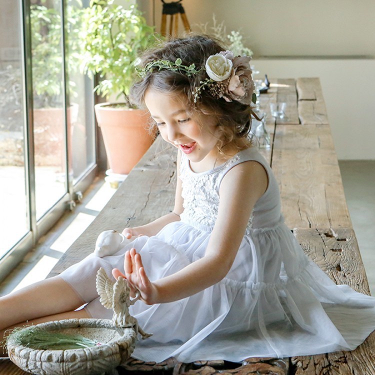 2025夏款女童背心裙草莓珊儿童女孩刺绣花朵拼接纱棉弹背心裙现货