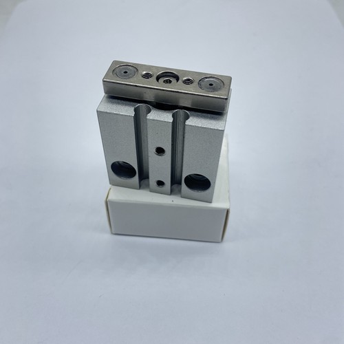 三轴气缸TCM6X5S 6X10S 6X15S 6X20S 10X5S 10X10S 15S 20S 25 30