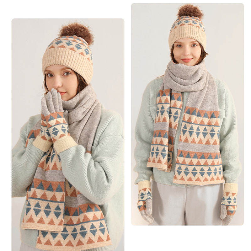 秋冬季羊毛帽子围巾手套三件套女