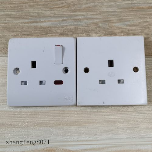 紫铜地线无开关MK紫铜电源插座