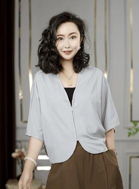 2025夏季新款时尚休闲百搭V领拉链短袖T恤女宽松显瘦上衣