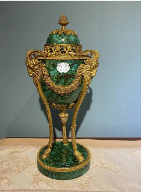 天然孔雀石纯铜镀金装饰摆件