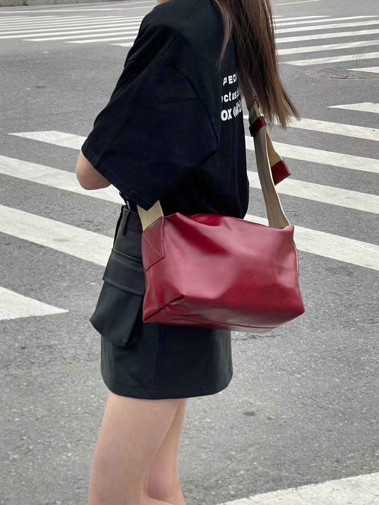 YMBHZ新款日本复古油蜡皮大容量豆腐块小方包宽肩带斜挎包盒子包,箱包皮具/热销女包/男包,通用款女包,淘宝优惠券,粉丝福利购,淘宝优惠卷