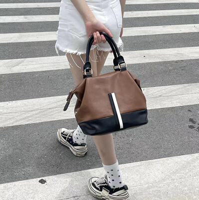 YM斜挎复古大容量百搭软皮通勤包