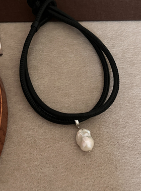 Willa｜东大门原版巨大颗珍珠双层皮绳锁骨链choker轻奢复古项链