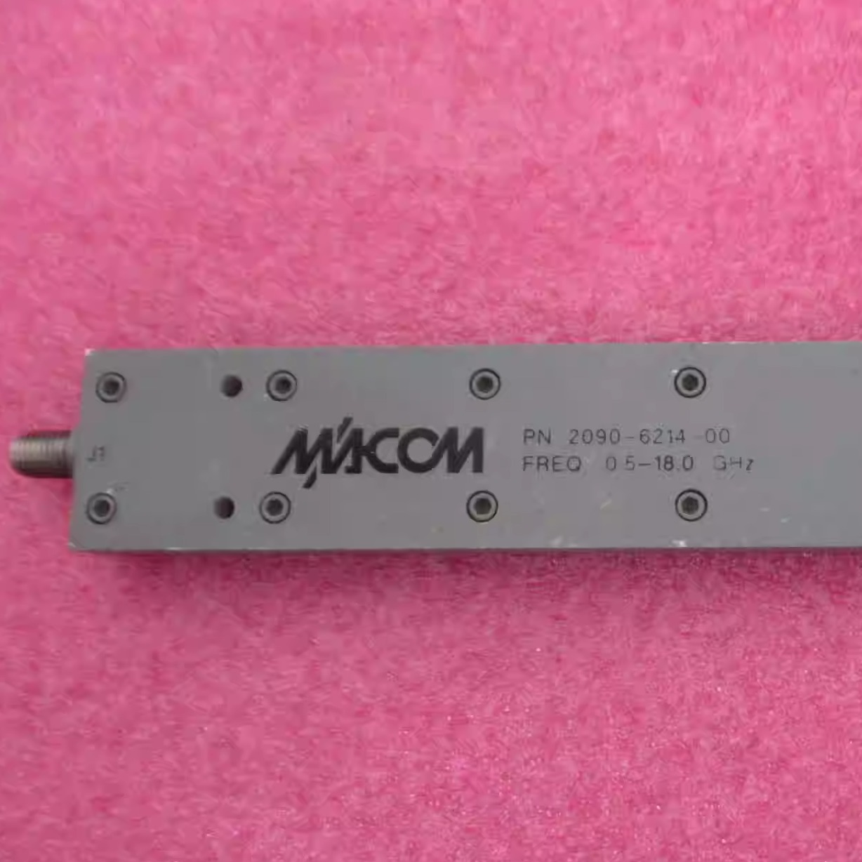 M/A-COM0.5-18GHz50W功分器