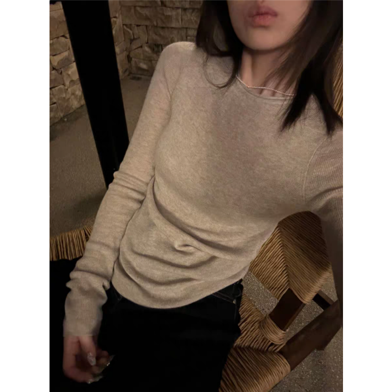 小性感卷边圆领薄款羊绒针织衫女秋冬修身显瘦内搭毛衣打底羊毛衫