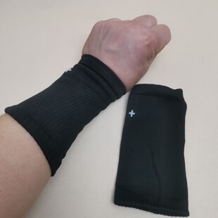 日单锦纶速干黑色运动护腕男女款 透气保暖防滑压缩护手腕套