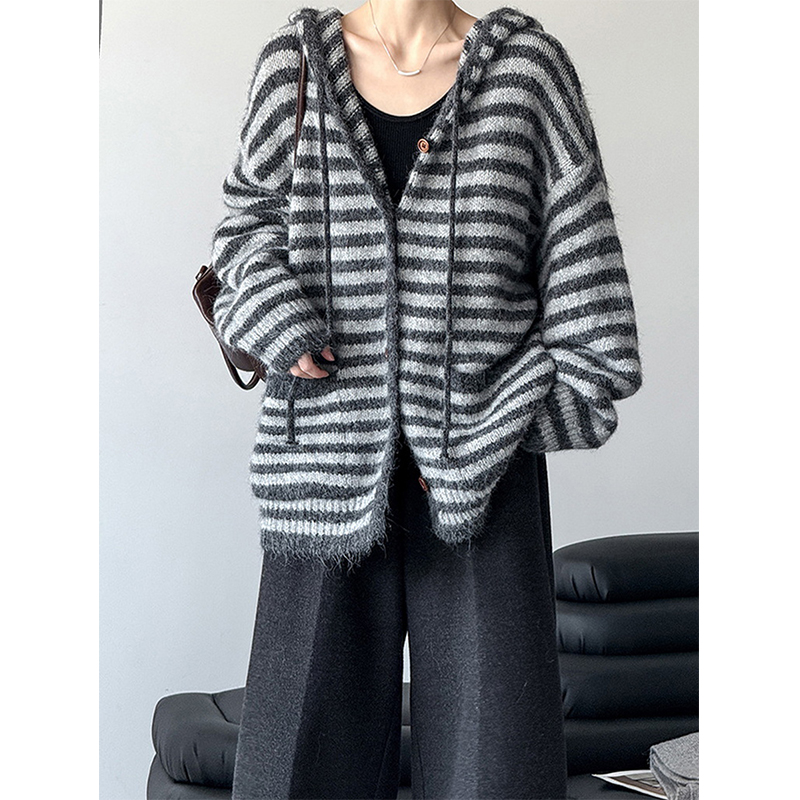 条纹连帽毛衣女款2025新款小个子