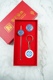 中南大学书签校徽钥匙扣礼盒套装 中南大学纪念品礼盒