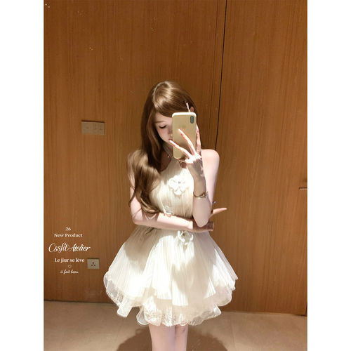 法式纯欲仙女风立体花朵无袖挂脖连衣裙女夏季时尚性感露背连衣裙