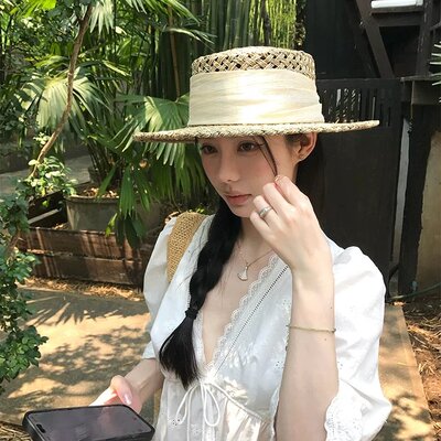VASSE美蟹白色棉质刺绣蕾丝喇叭袖V领上衣女春夏收腰绑带中袖衬衫