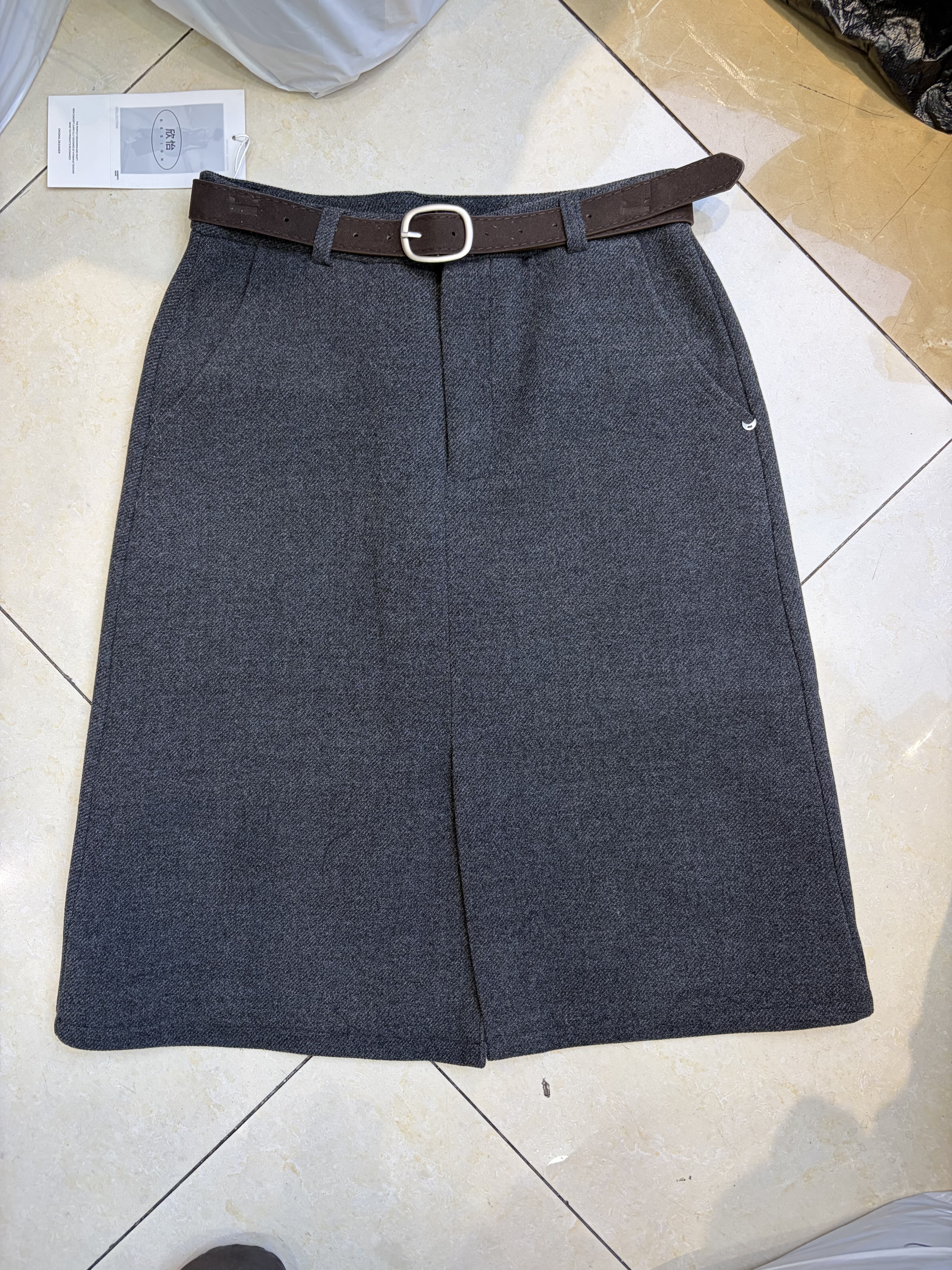 欣怡77005正品毛呢半身裙女2025冬季显瘦五分裙过膝中长裙送腰带