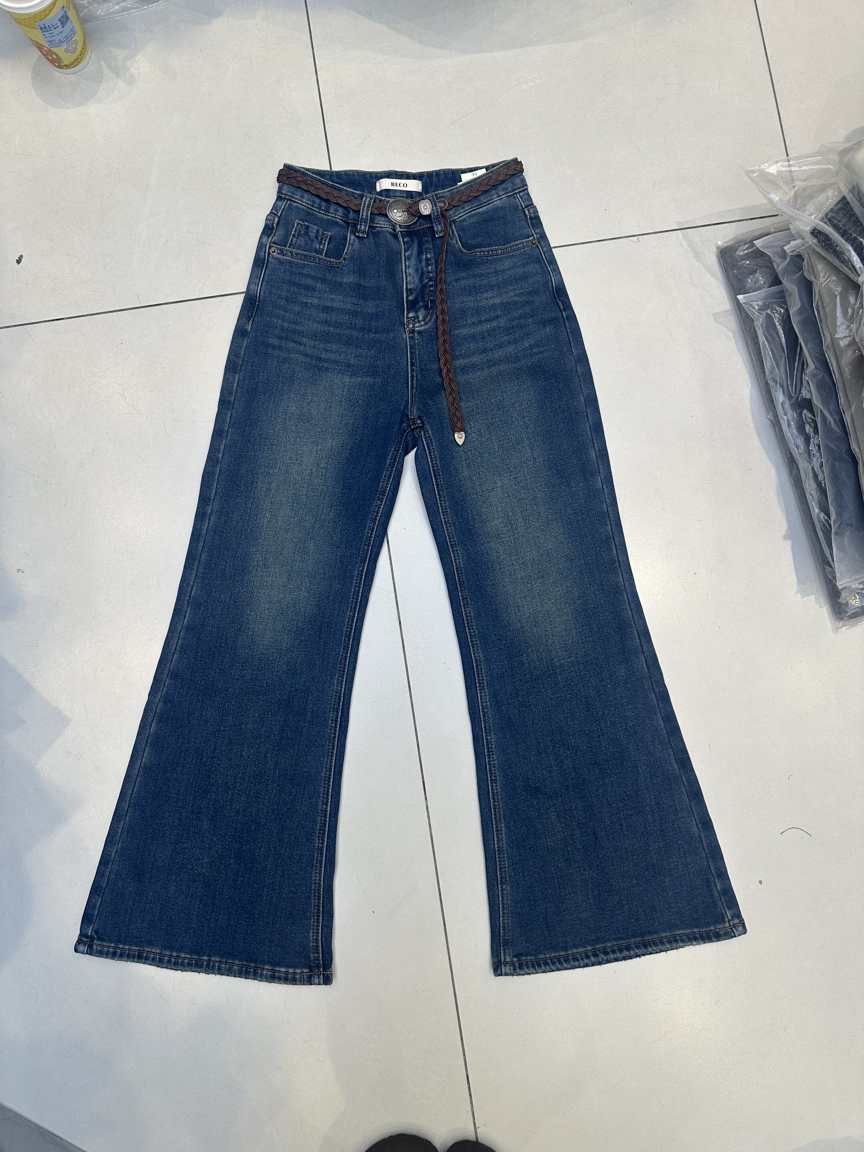 RECO99098正品25冬新百搭高腰显瘦直筒加绒微喇牛仔裤女宽松阔腿