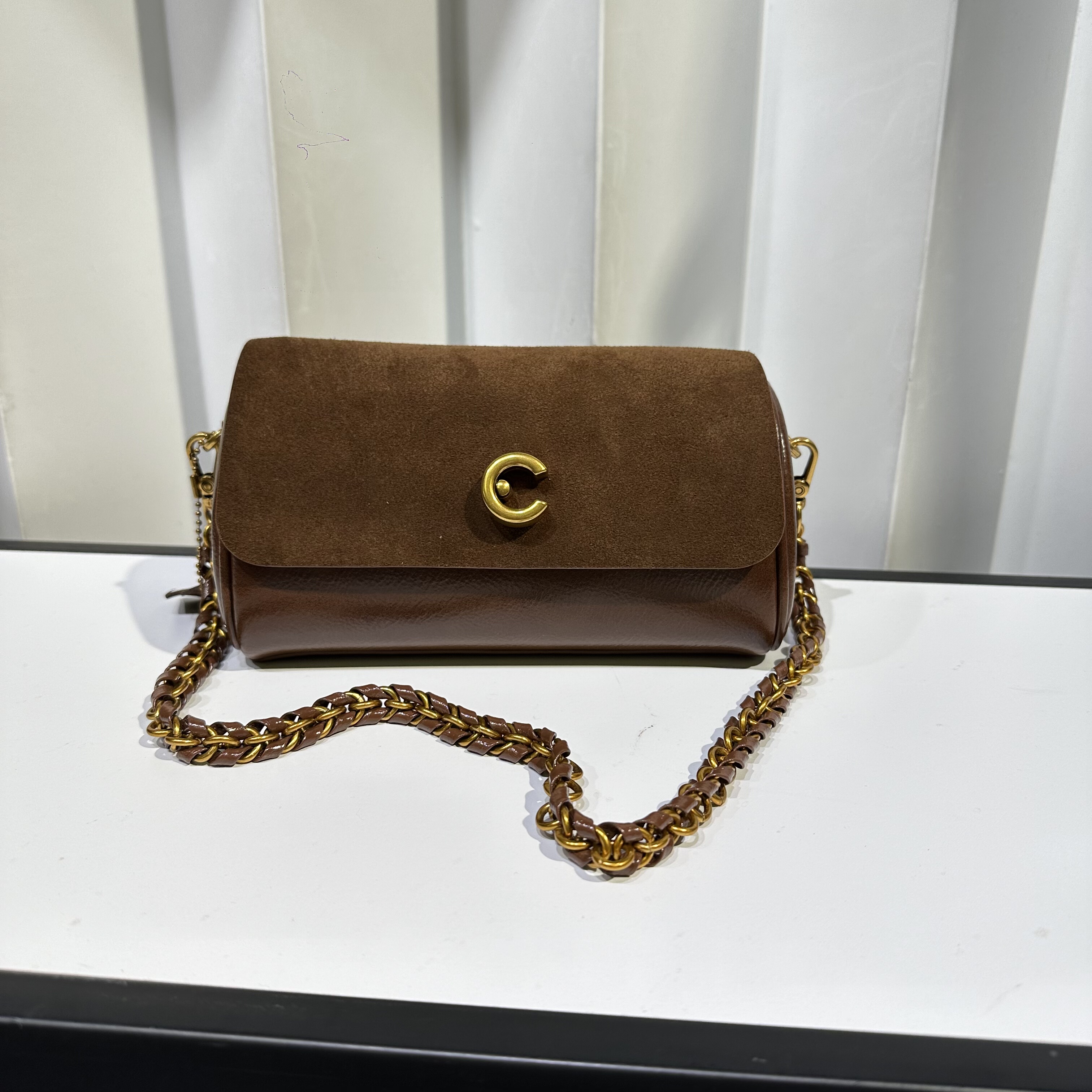 美缇新款复古磨砂皮翻盖休闲时尚简约软皮笔筒包单肩斜挎百搭包女