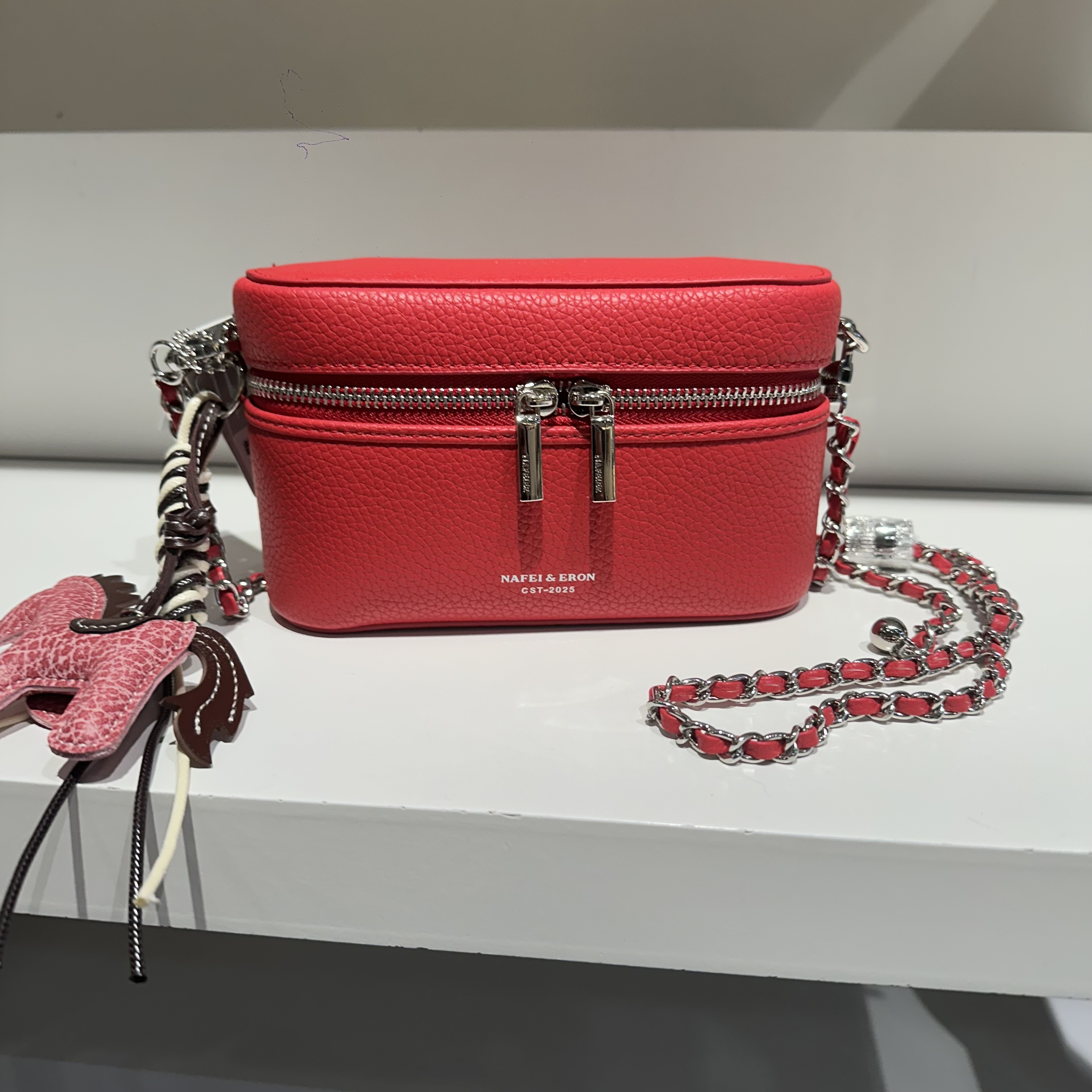 新款时尚荔枝纹轻便软皮盒子包小众潮时尚休闲斜挎女包简约手机包