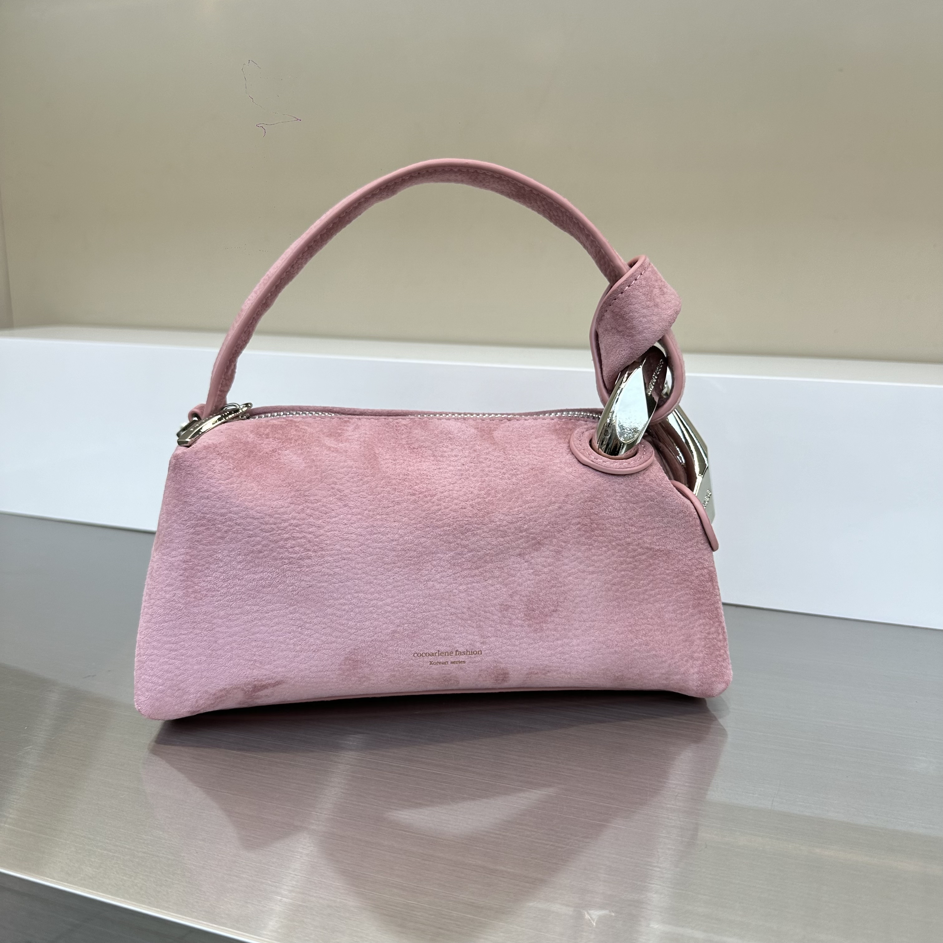 新款时尚小众简约手提枕头包大容量复古休闲女包包韩版纯色简约包