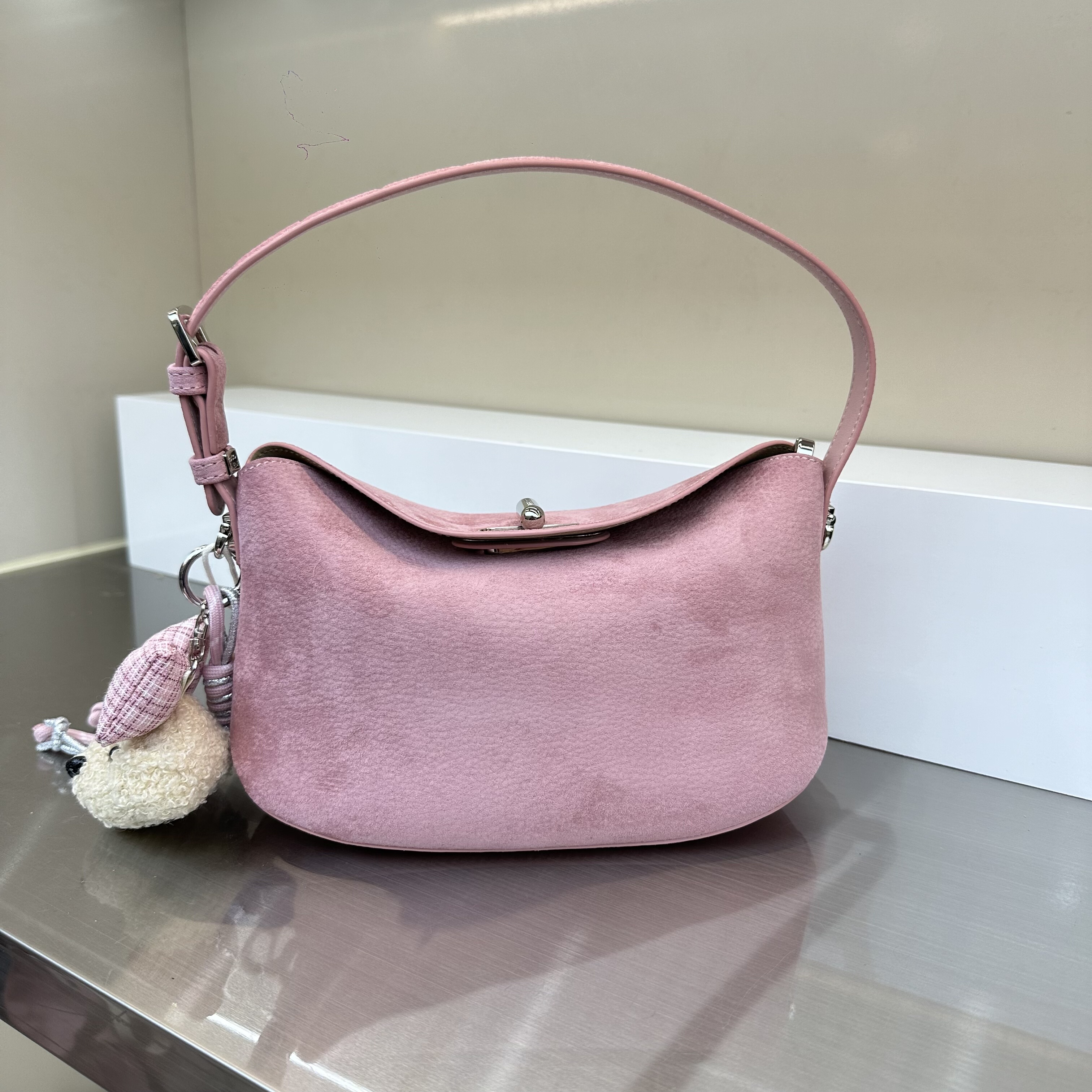 新款手提轻便大容量分层饺子包复古休闲慵懒风软皮斜挎女包韩版包