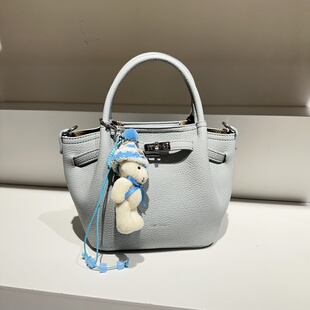 康康家新款复古休闲慵懒风软皮手提菜篮子包斜挎女包纯色简约分层