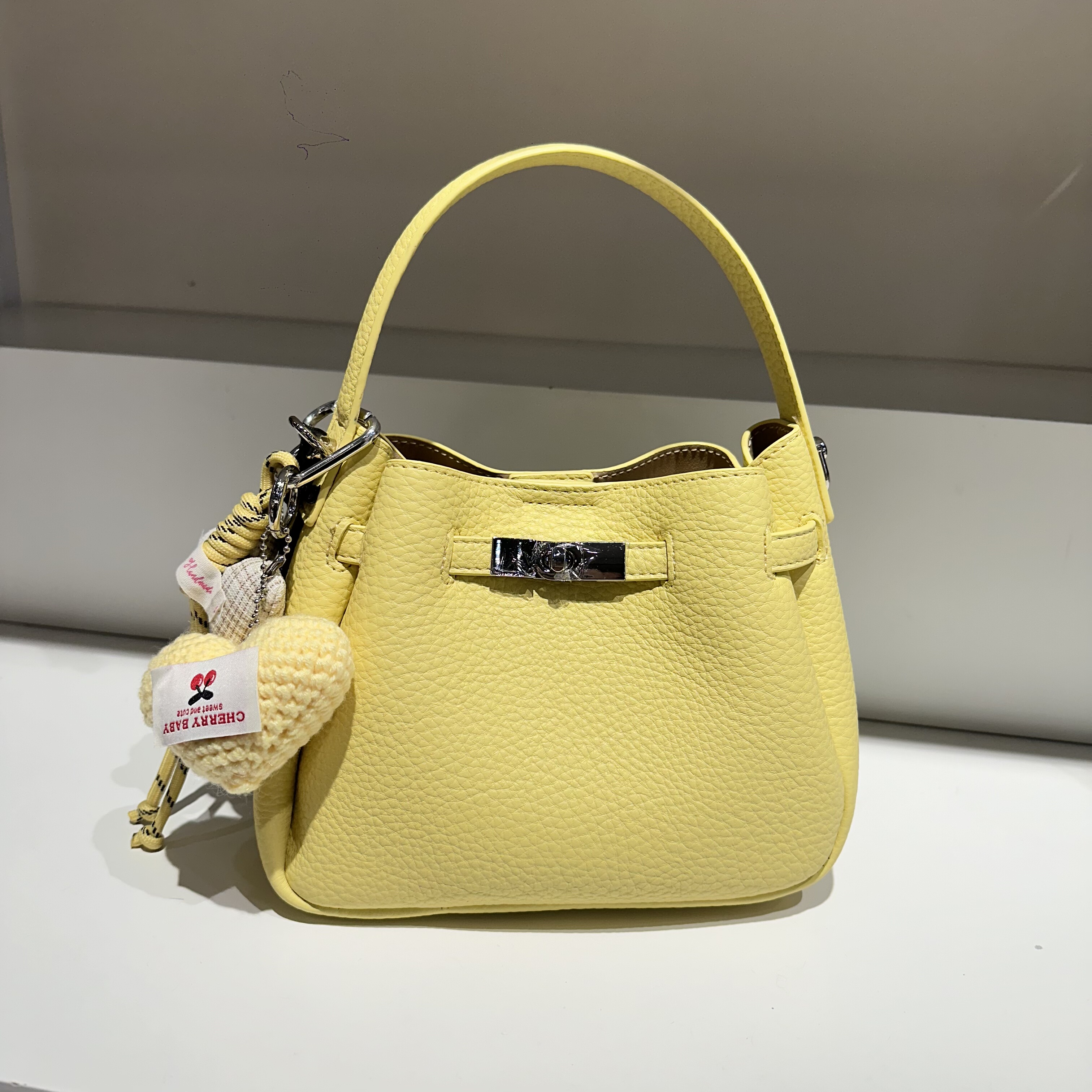 康康家新款荔枝纹手提菜篮子包复古休闲慵懒风软皮斜挎女韩版子母