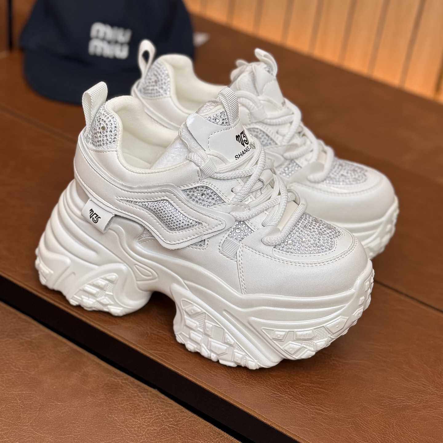 厚底内增高10-12cm百搭轻便老爹鞋小个子女款2025秋季新款小白鞋