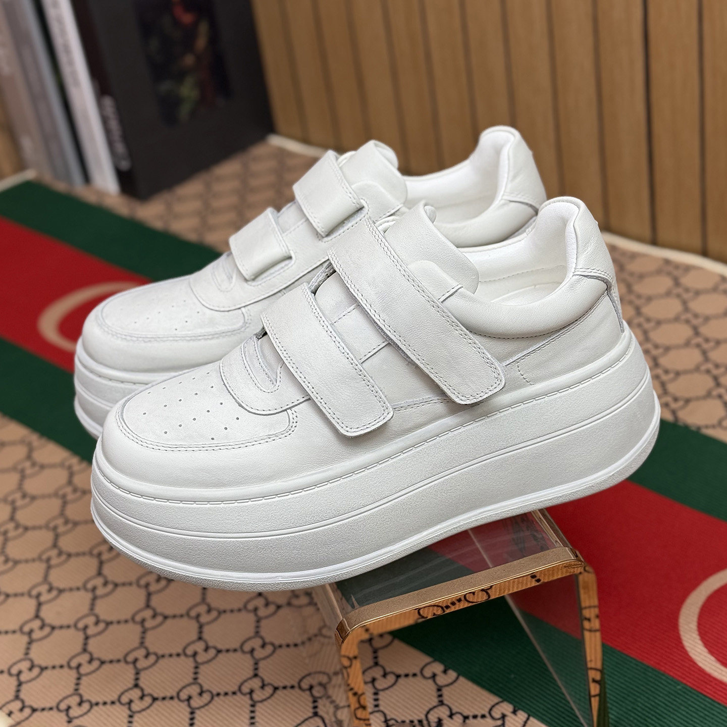 真皮厚底平增高6cm松糕小白鞋魔术贴做旧复古女鞋2026新款春款,女鞋,松糕（摇摇）鞋,淘宝优惠券,粉丝福利购,淘宝优惠卷