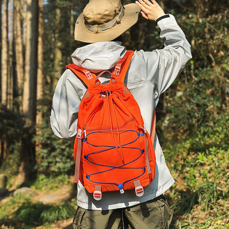 新款户外健身登山包轻便旅行大容量双肩包多功能徒步野营运动背包