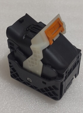 34853-0121车用连接器插头护套线束外壳348530121原装现货70孔