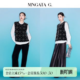 马甲5080151 丝绒满绣钉珠菱格3M棉中式 宫小妍 黑丝粉黛