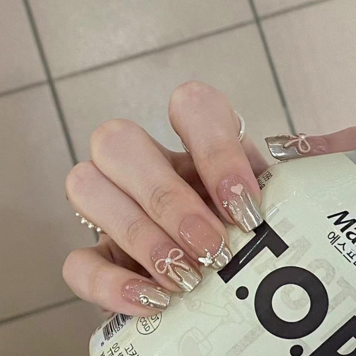 短甲穿戴甲手工穿戴甲新款高级短款可爱少女手绘水彩蝴蝶结裸色猫