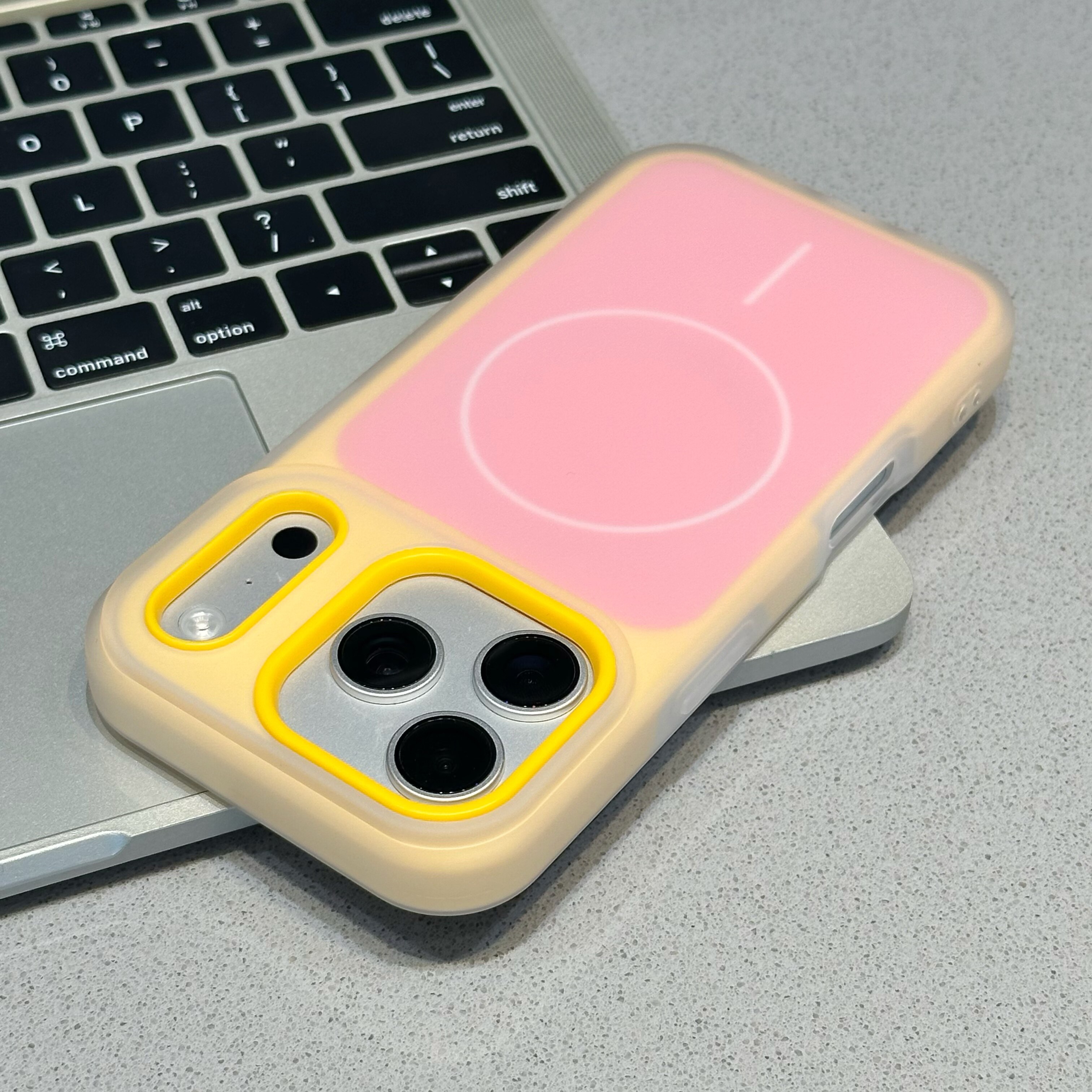 糖果撞色肤感磁吸适用苹果17Promax手机壳iPhone15Pro新款13简约14plus保护套16Promax全包12潮流11果冻软壳
