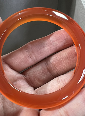 天然北红玛瑙玉髓手镯首饰女橙红色玉髓送礼佳品54口径泥鳅背镯型