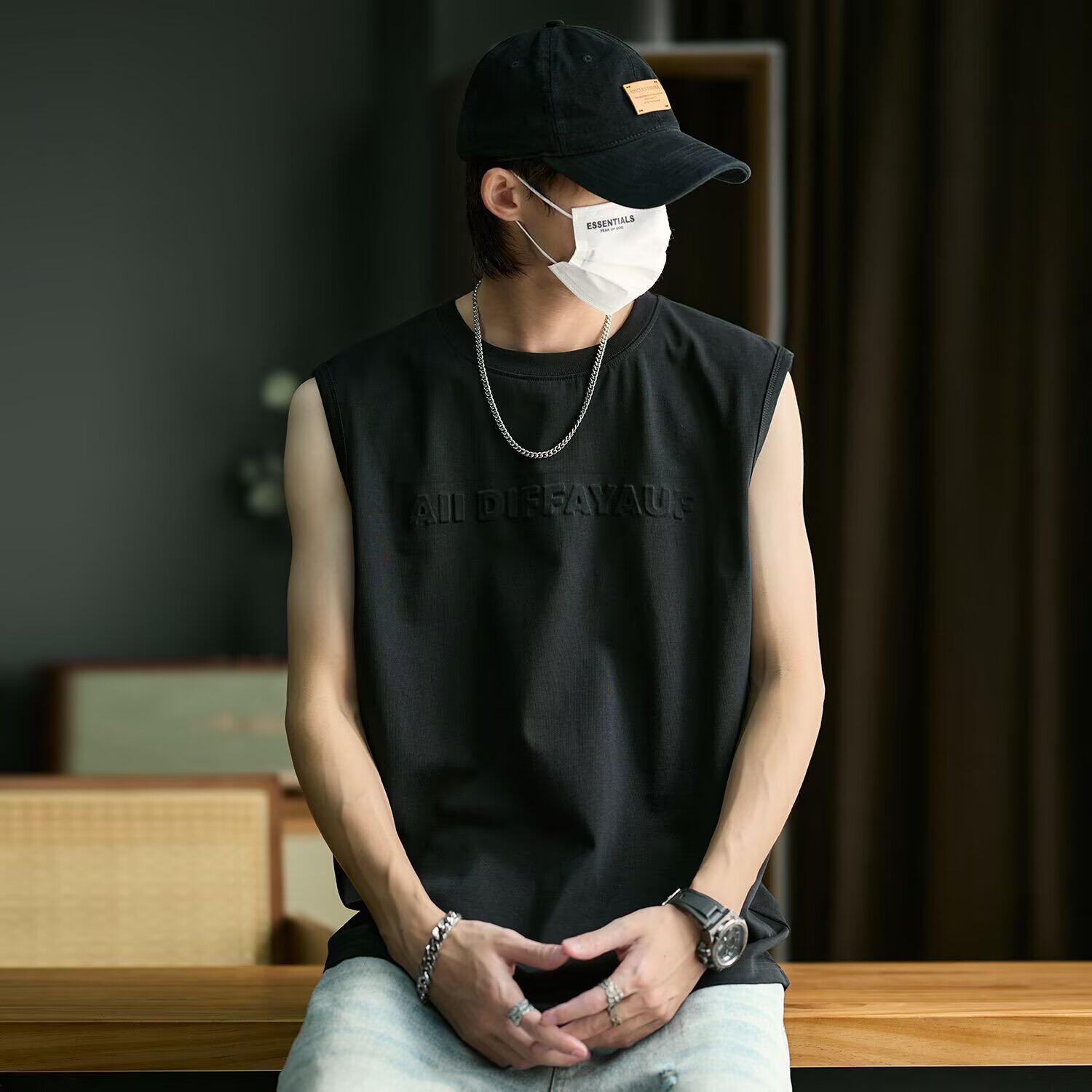 背心男款美式潮牌钢印字母休闲宽松坎肩2026夏季运动外穿无袖t恤