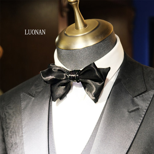 罗楠真丝质感鱼尾新郎领结