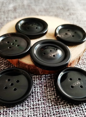 新中式黑色天然牛角圆边凸面五眼扣 国风棉服外套大衣纽扣