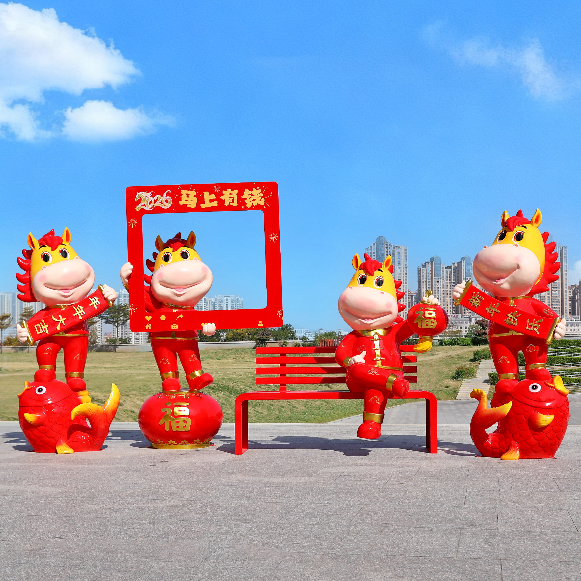 2026新年马雕塑马年吉祥物户外玻璃钢春节景区售楼部装饰美陈摆件