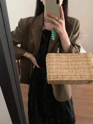 现货Feel Blessed设计感西装 小众特别的颜色 版型很韩 简约大气